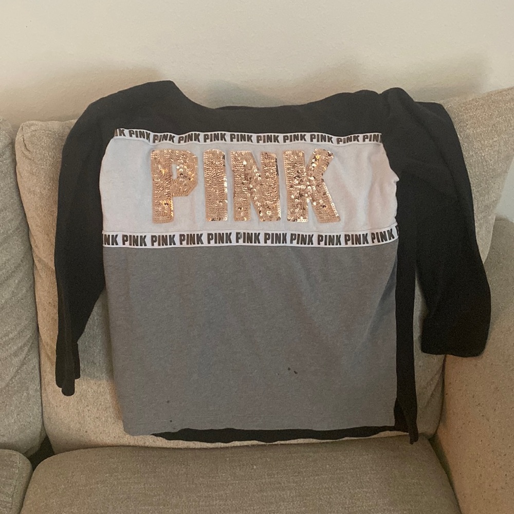 VICTORIA SECRET SWEAT SHIRT